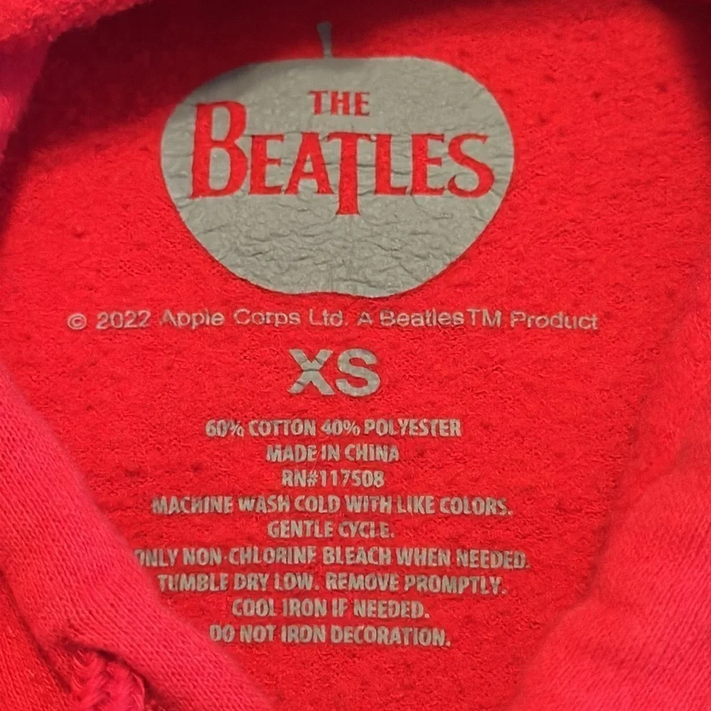 The Beatles Red and Yellow Graphic Sweatershirt hoodie size x‎ small